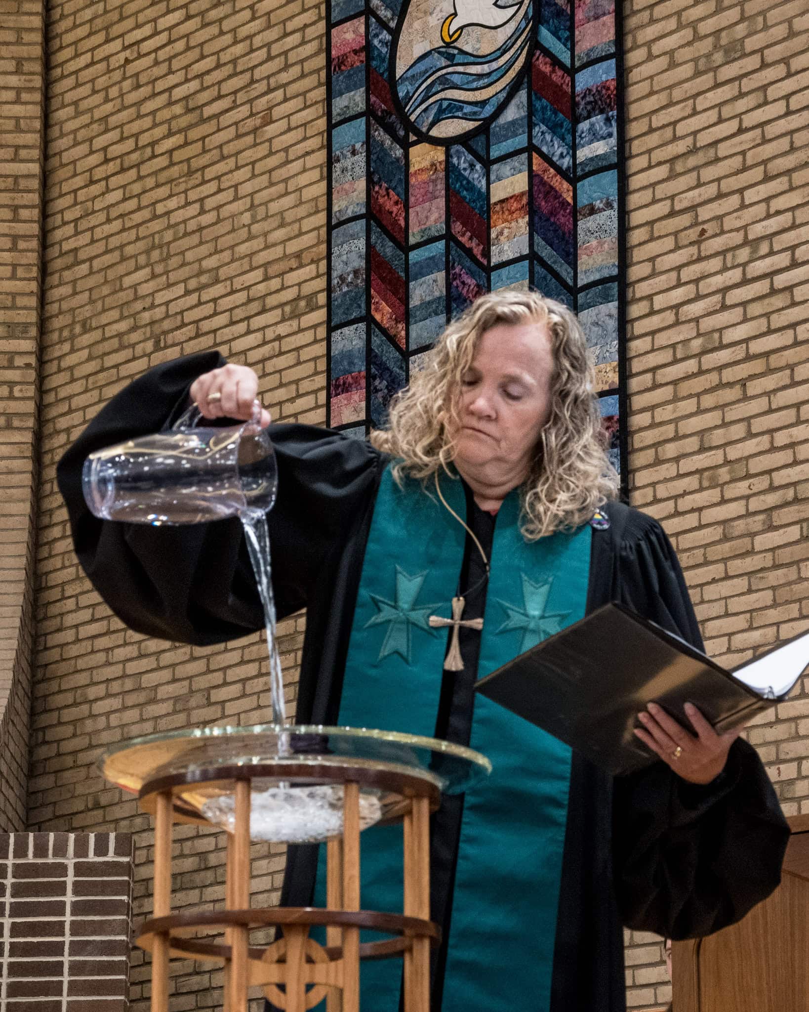68a7613712a4d_worship